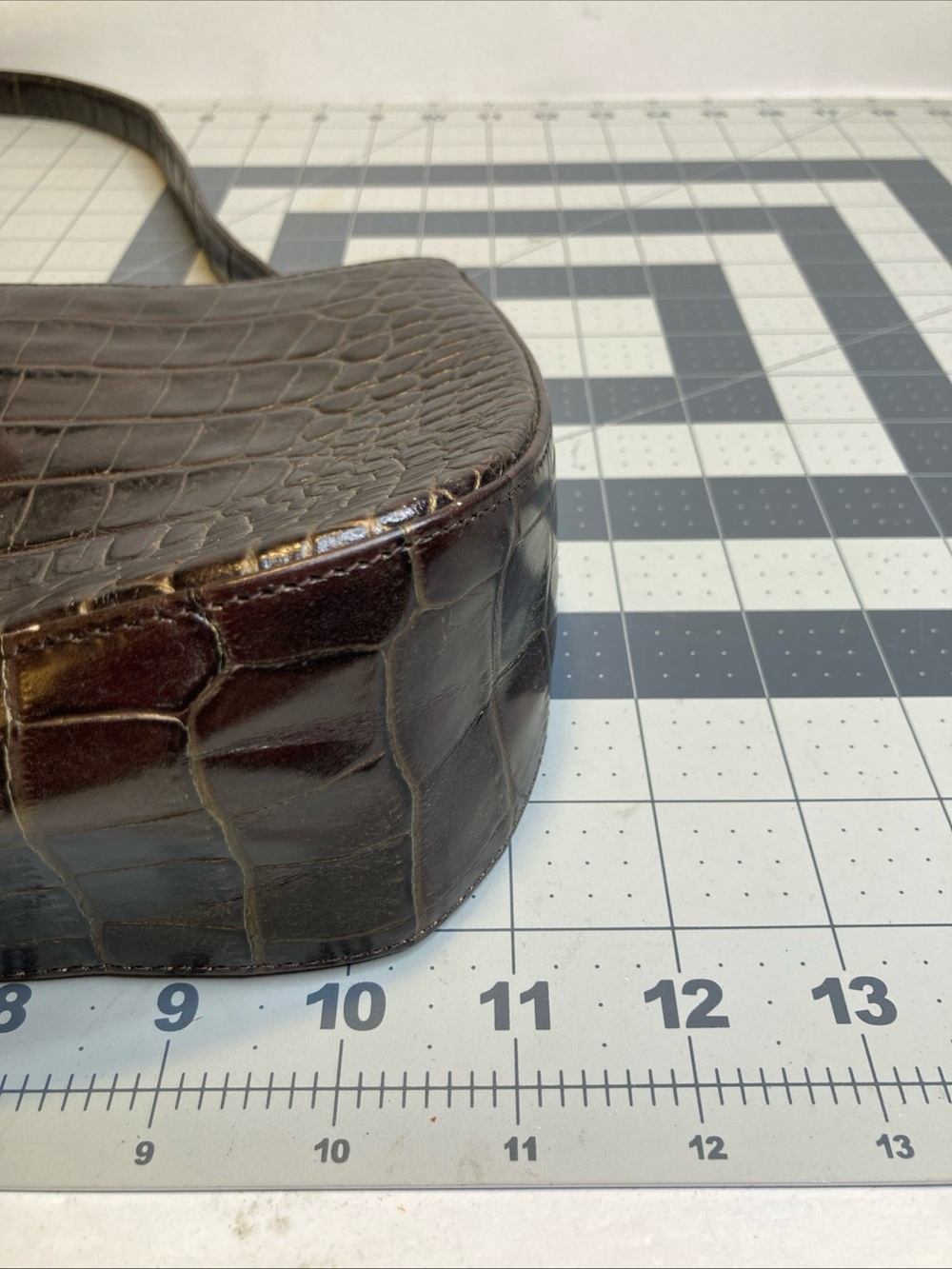 Anne Klein Shoulder Bag Brown Croc Embossed Gold Accents Shoulder Bag Y2K - Picture 5 of 5